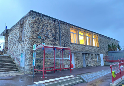 École + Halle Couverte - Quibou